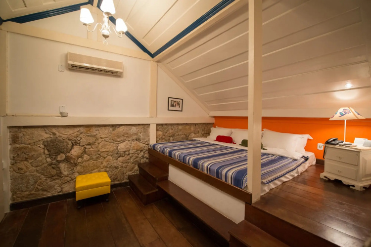 Sandi Hotel