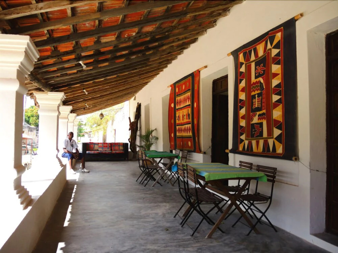 Cinco Portas Lodge