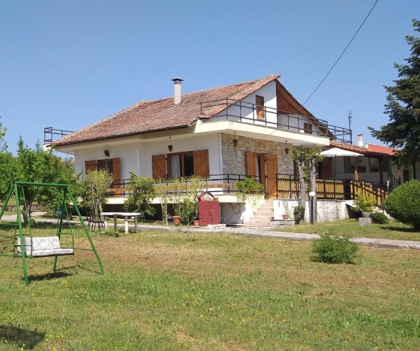 3 Bedrooms Cottage