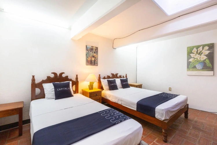 Standard Quintuple room