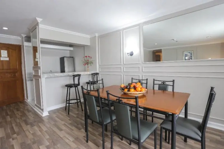 Quadruple Suite