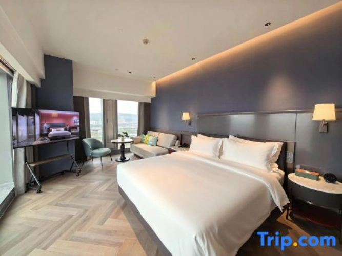 Standard Double room with view