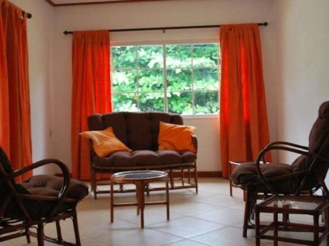 Chez Augustine Guest House