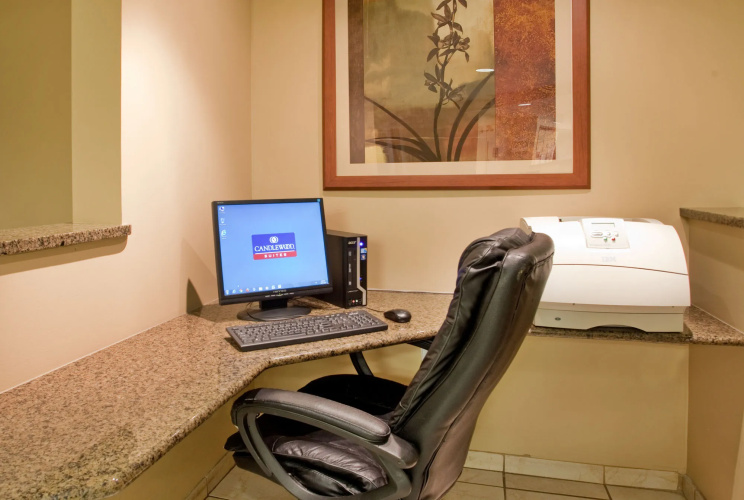 Candlewood Suites Rockford by IHG