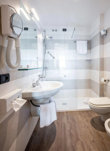 Hotel Laurin photo 10