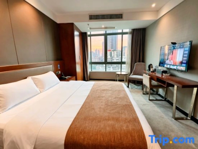 1 Bedroom Deluxe Suite