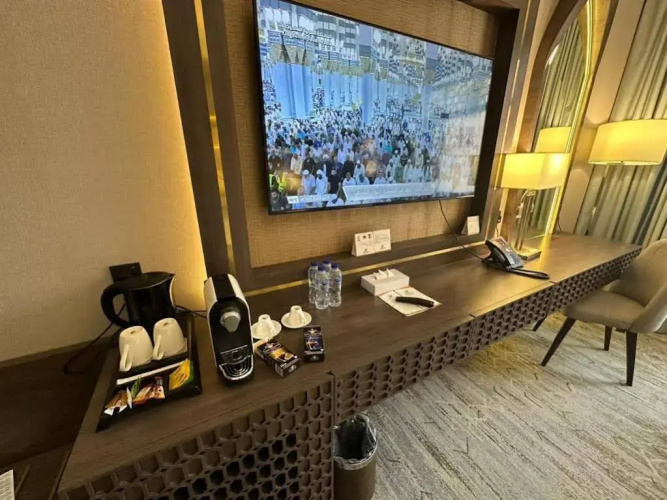Dar Al Eiman Al Haram Hotel