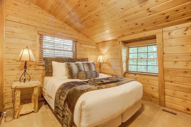 Log Lodge