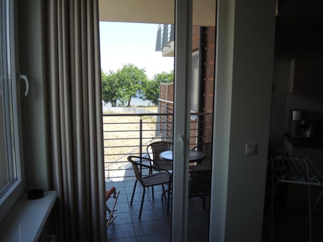 2 Bedrooms Apartment with partial sea view