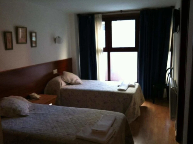 Hostal Adelia