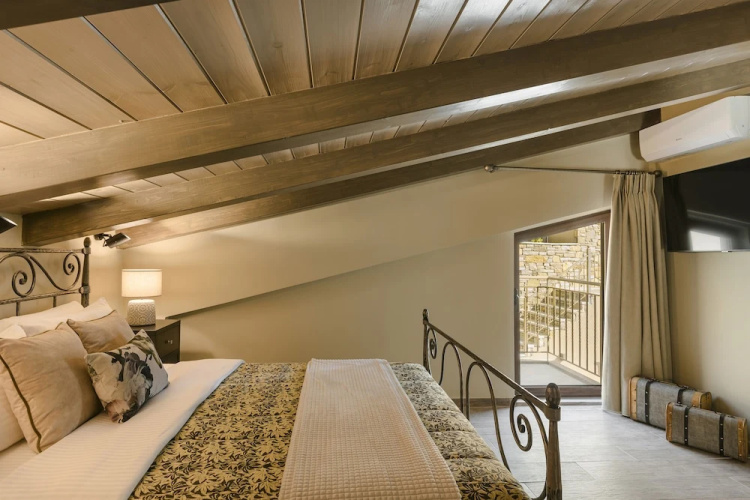 Paramithenio Village Beach Resort & Spa