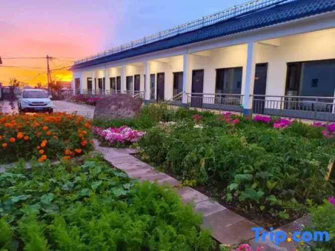Nalati Primitive Senling Resort B&B