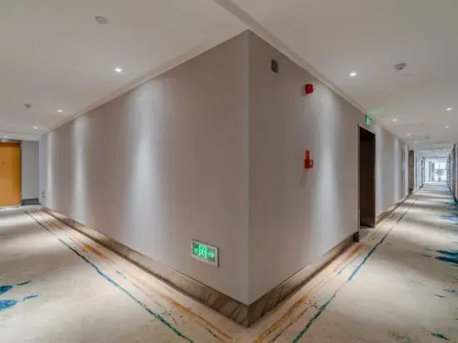 Carlstun International Hotel