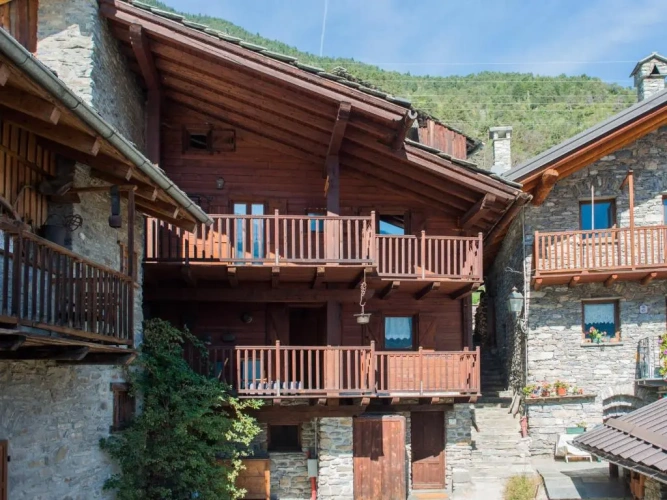 Superior Chalet