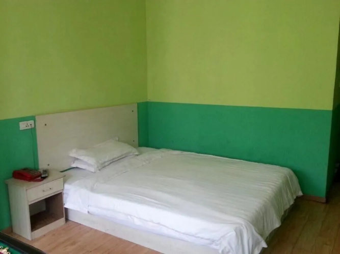 Wuhan Renhe Inn