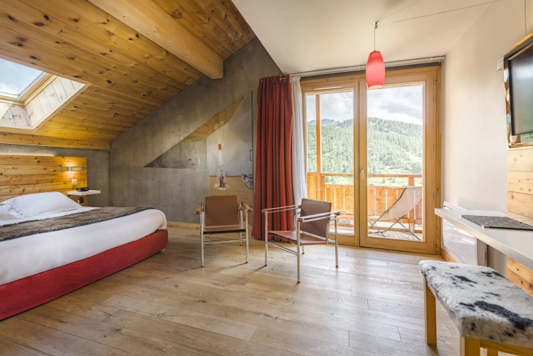 Anova Hotel & Spa