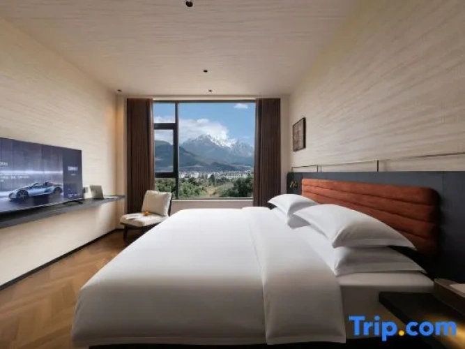 1 Bedroom Suite with sunset view