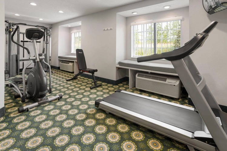 Microtel Inn by Wyndham Albany Airport photo 12