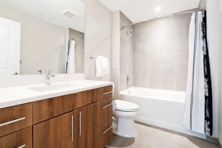 2 Bedrooms Luxury Apartment