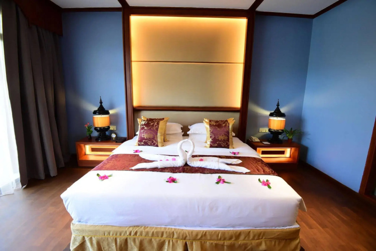 Bagan Umbra Hotel