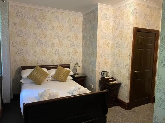 Standard room with land view