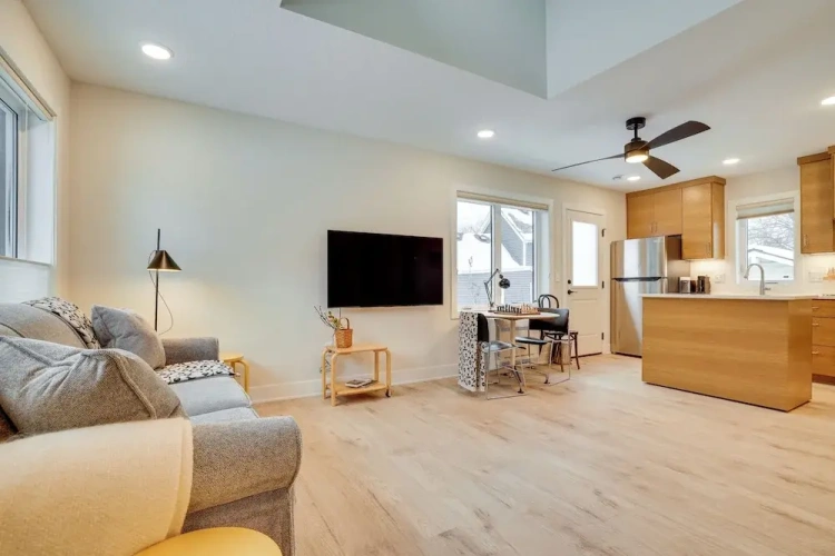 1 Bedroom Apartment