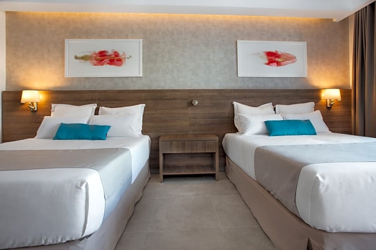 Luxury room with tropical garden view
