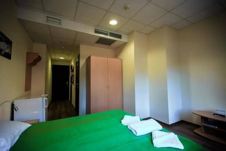 7 Days City Hotel