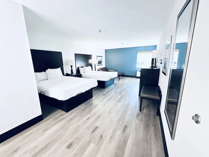 Quadruple Suite
