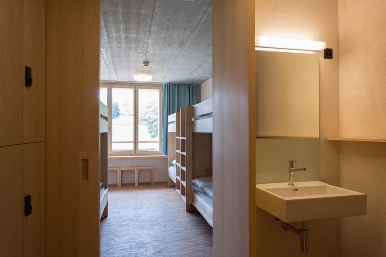 Standard Sextuple room