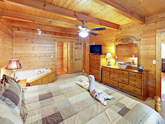 1304 Pine Trail Cabin 2 Bedrooms 2 Bathrooms Cabin