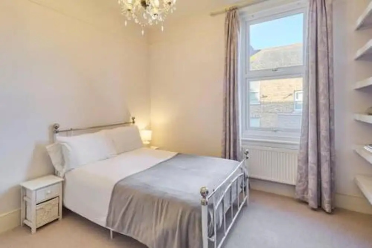 Host Stay Bellevue Road