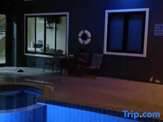 Sj House Hotel