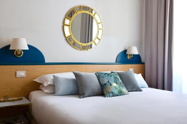 Aramis Deluxe Rooms