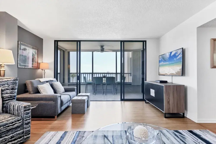 8735 Midnight Pass Road Unit 303b
