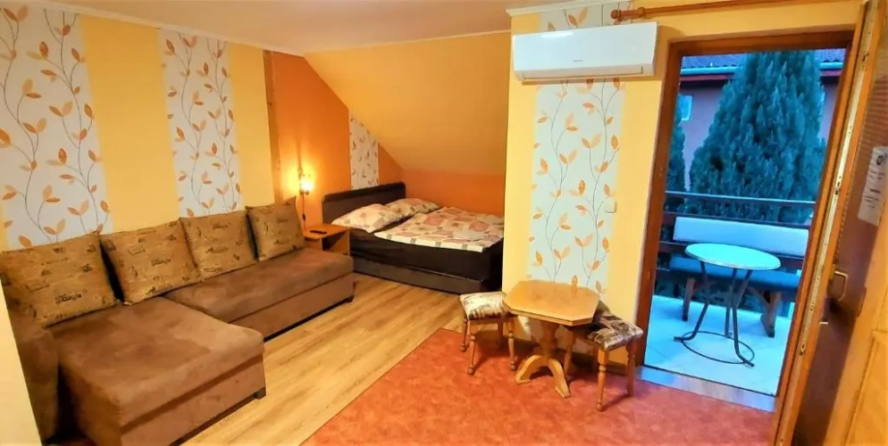 Standard Quadruple room with balcony