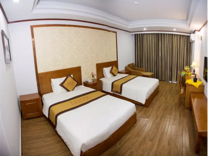 79 Luxury Halong
