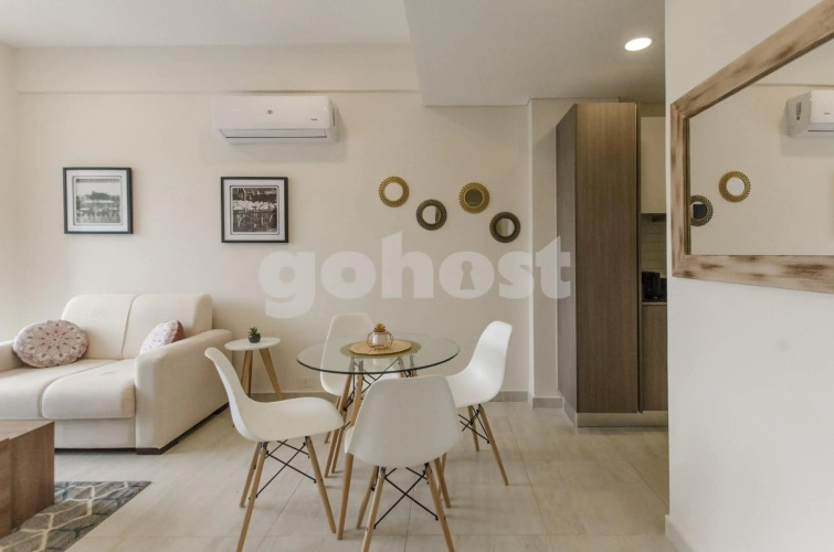 Exceptional Apartment W Great View