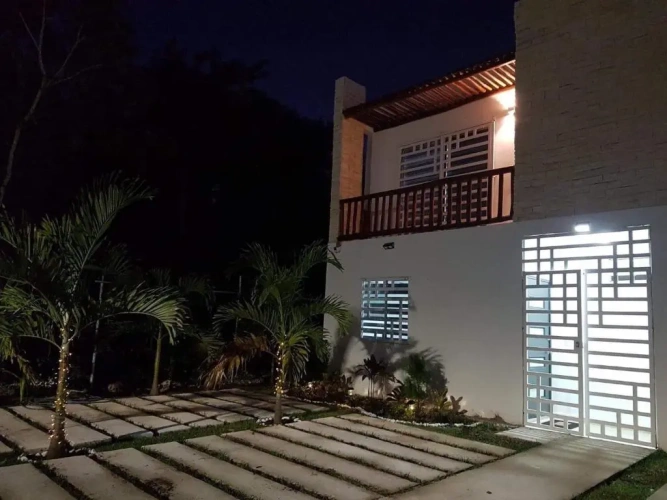 4 Bedrooms Cottage