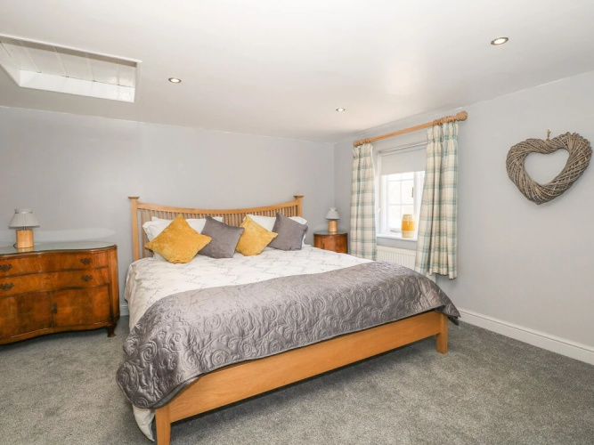 1 Baytree Cottage