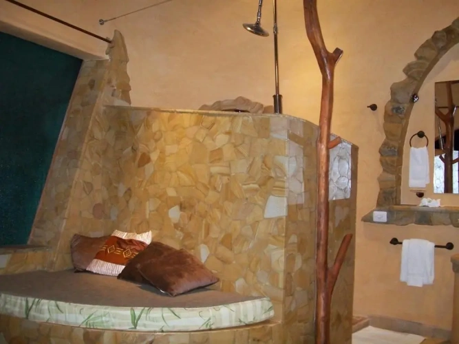 Standard Double room with partial ocean view
