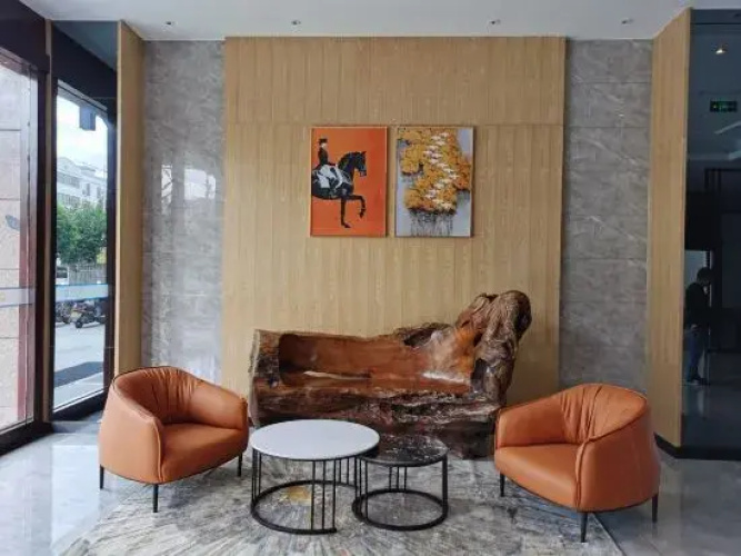 Bengenei Hotel