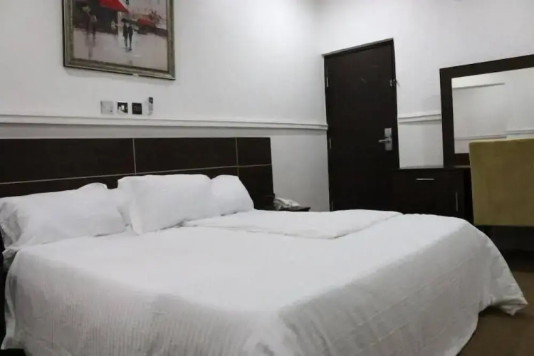 The Den Hotel