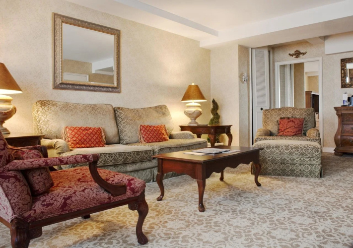 The Georgetown Inn
