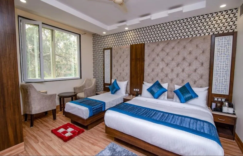 Hotel Mannat Int
