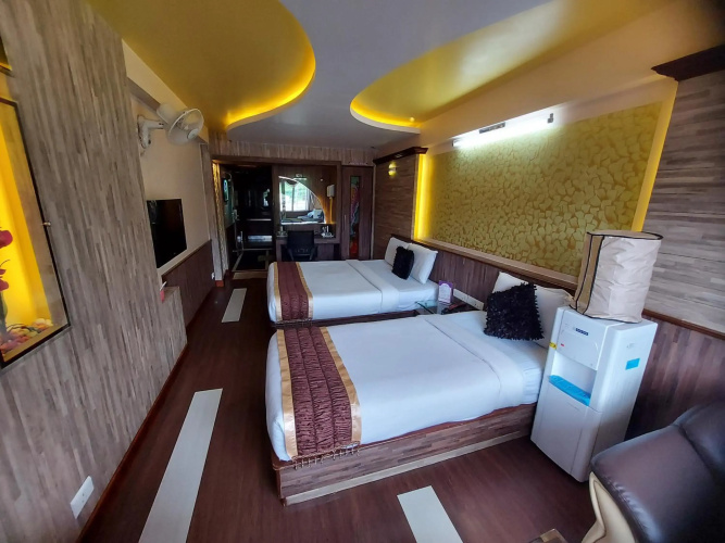 Hotel Astoria Residency