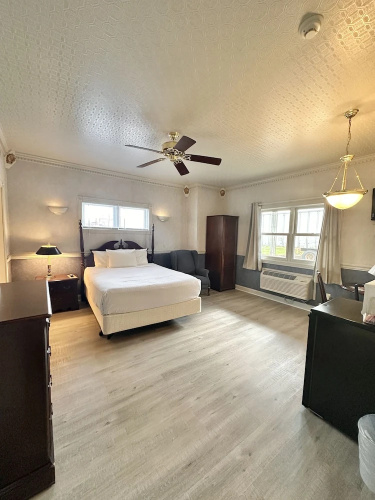 The Blue Heron Inn
