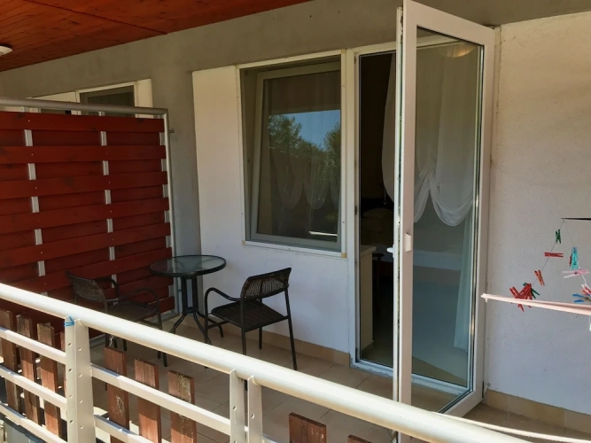 Standard Triple room with balcony