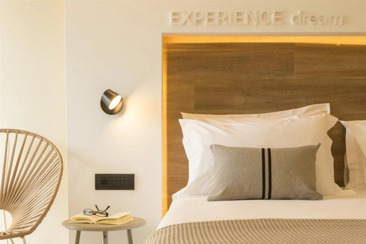 Carian Hotel