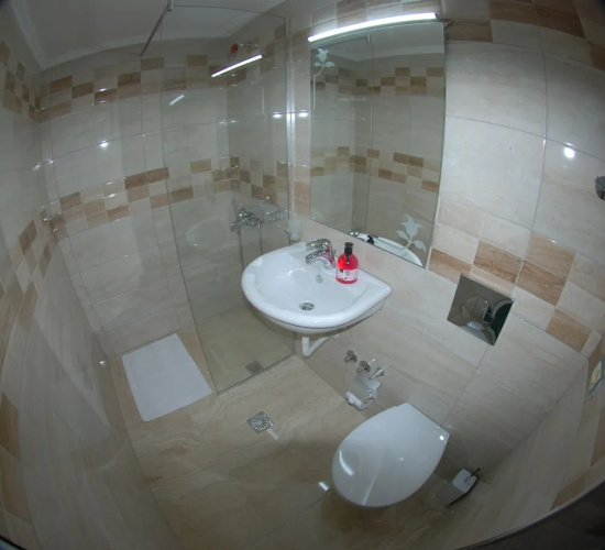 Crown Deluxe Apartments